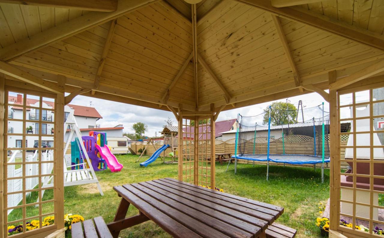 Delfin Bed and Breakfast Międzywodzie Buitenkant foto