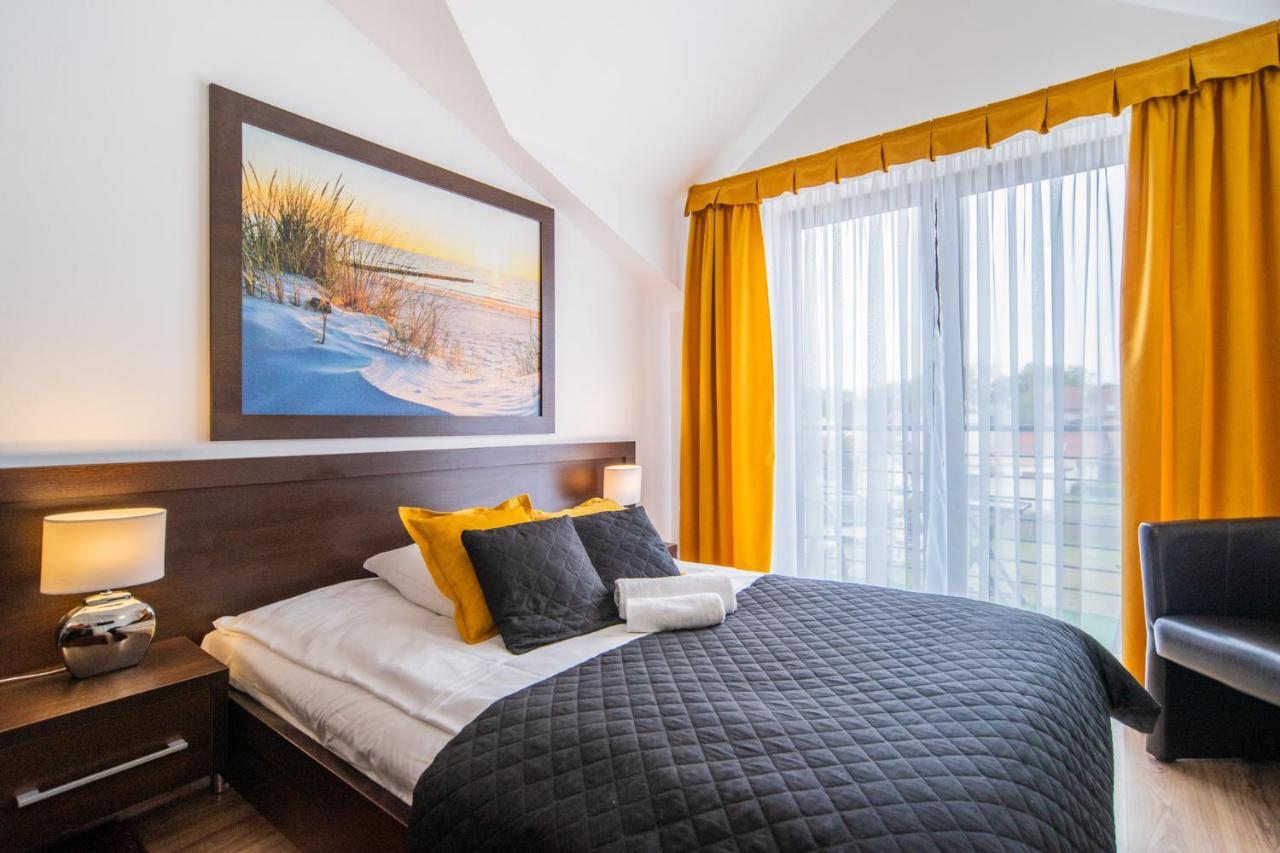 Delfin Bed and Breakfast Międzywodzie Buitenkant foto