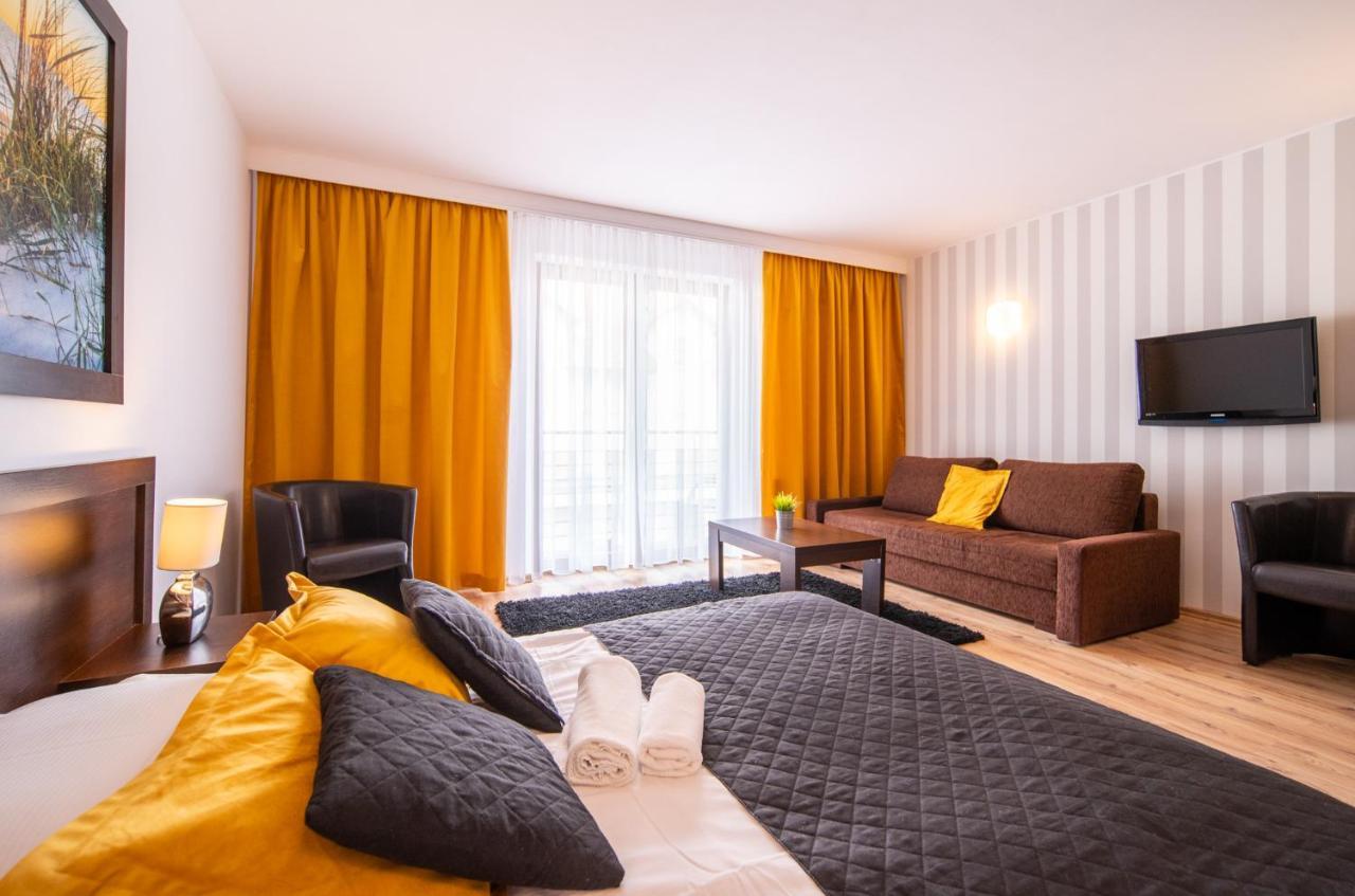Delfin Bed and Breakfast Międzywodzie Buitenkant foto