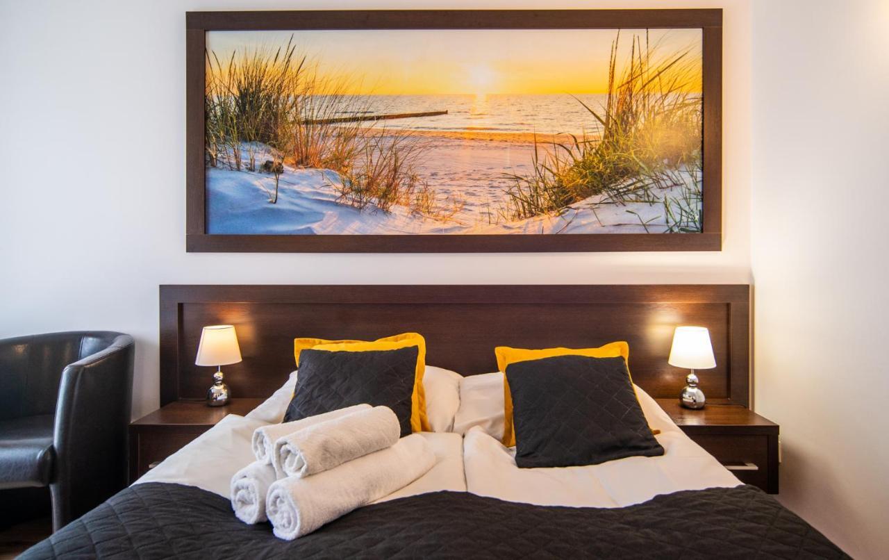 Delfin Bed and Breakfast Międzywodzie Buitenkant foto
