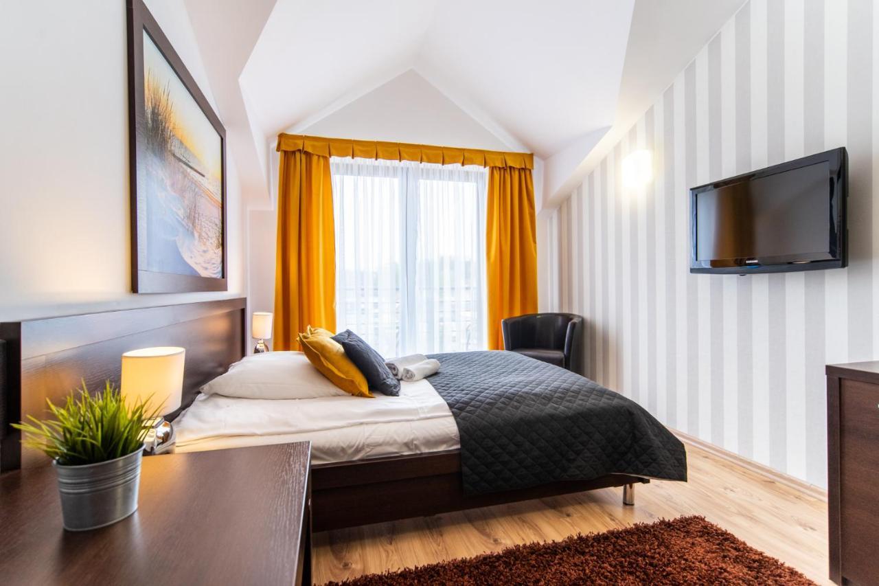 Delfin Bed and Breakfast Międzywodzie Buitenkant foto