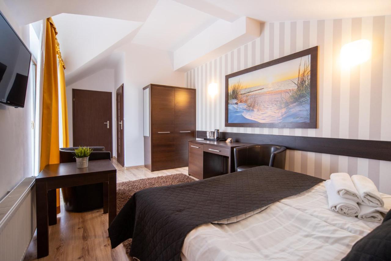 Delfin Bed and Breakfast Międzywodzie Buitenkant foto